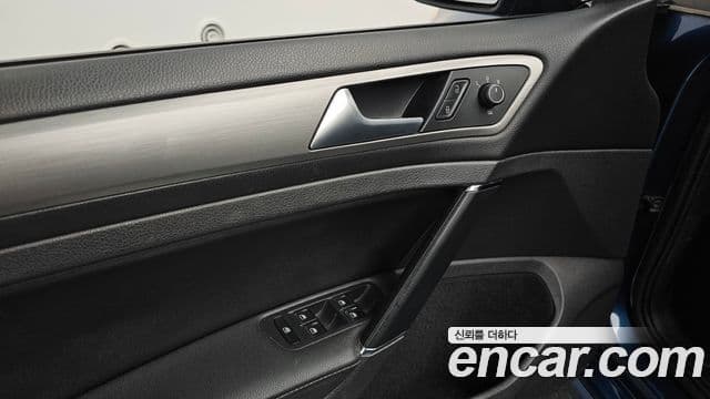 Volkswagen Гольф 7세대 1.8 TSI Variant, 2015 17