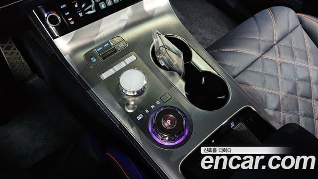 Genesis GV70, 2025 9