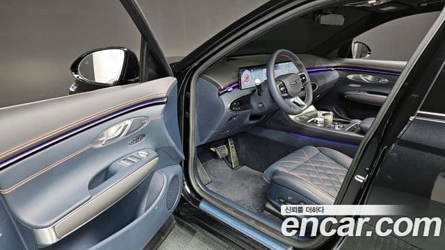 Genesis GV70, 2025 10