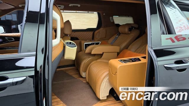 Kia Carnival 4세대 бензин 9인승 High Limousine(компания по спецнадстройкам), 2021 12