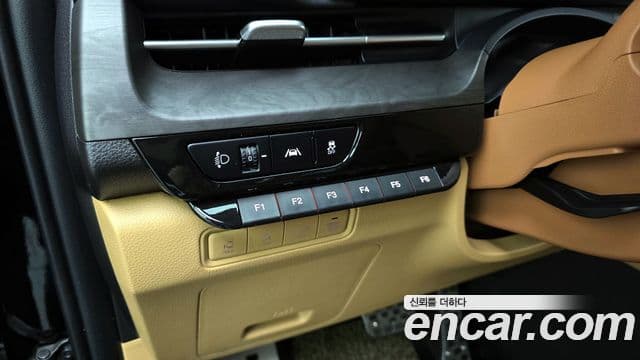Kia Carnival 4세대 бензин 9인승 High Limousine(компания по спецнадстройкам), 2021 13