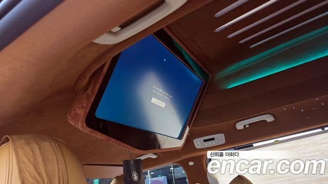 Kia Carnival 4세대 бензин 9인승 High Limousine(компания по спецнадстройкам), 2021 17