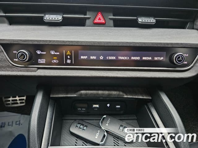 Kia Sportage 5세대 гибрид 30th Anniversary Edition 2WD, 2024 13
