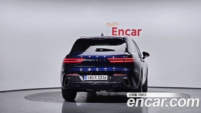 Genesis GV70, 2021 4