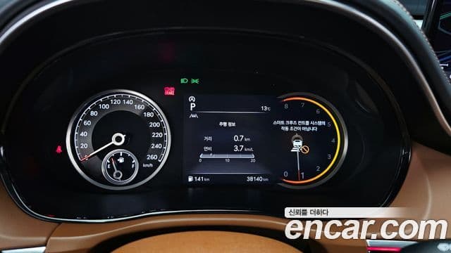 Genesis GV70, 2021 8