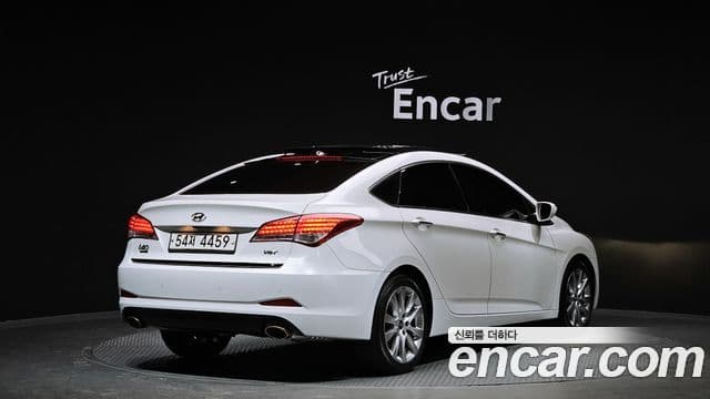 Hyundai i40 살룬 Premium, 2012 2