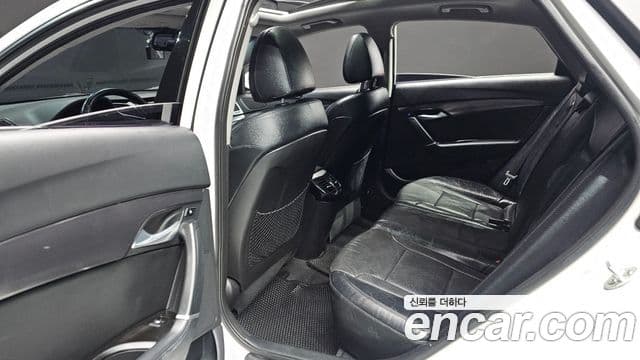 Hyundai i40 살룬 Premium, 2012 12