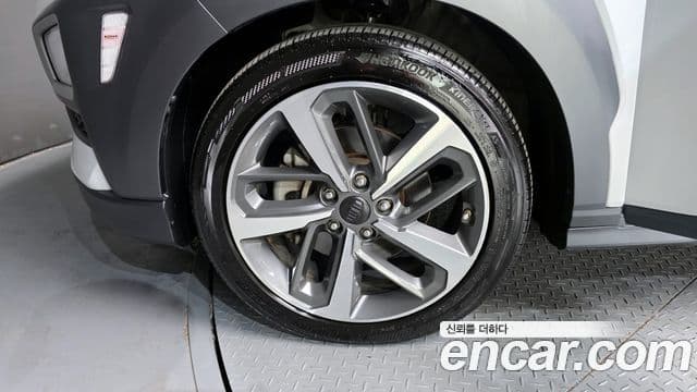 Hyundai Kona Modern Art, 2018 все фото