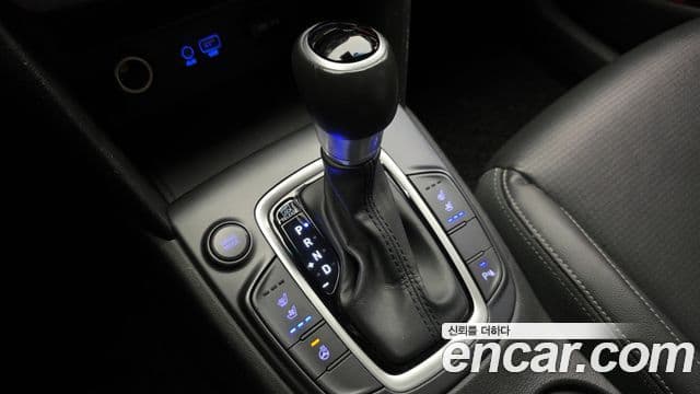 Hyundai Kona Modern Art, 2018 9