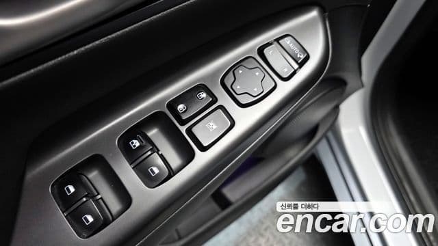 Hyundai Kona Modern Art, 2018 14