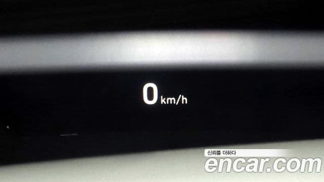 Hyundai Kona Modern Art, 2018 16