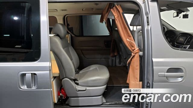 Hyundai Grand Starex 4WD кемпер, 2017 12