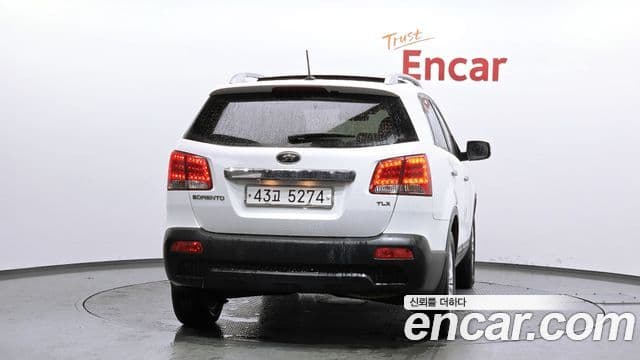 Kia Sorento R топовая версия, 2012 4