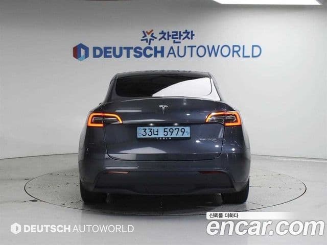 Tesla модель Y Long Range, 2022 4