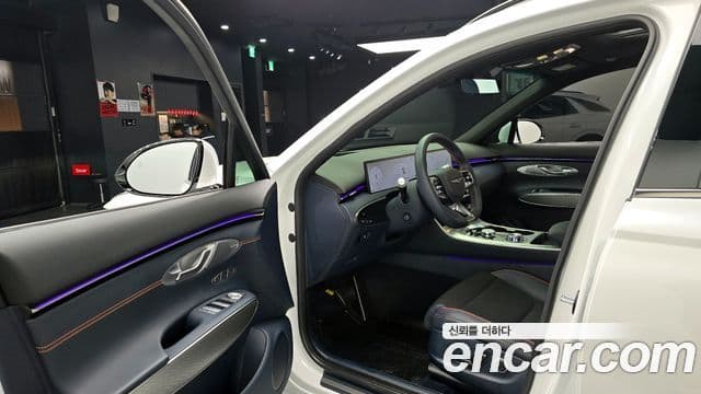 Genesis GV70, 2025 10