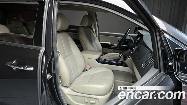 Kia The / новый New Carnival Special, 2019 12