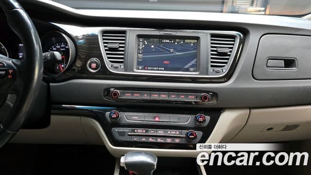 Kia The / новый New Carnival Special, 2019 19