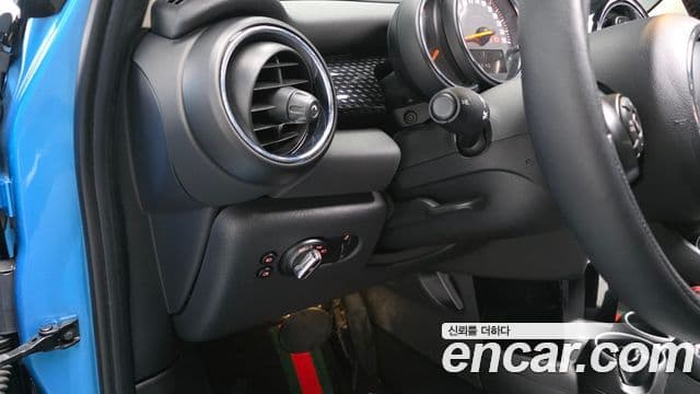 Mini Cooper S 3세대, 2019 13