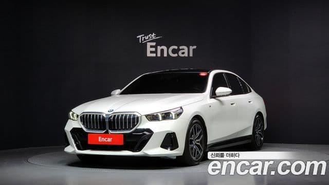 BMW 5시리즈 (G60) 523d M Sport, 2025 1