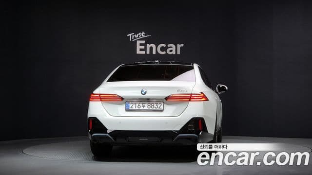 BMW 5시리즈 (G60) 523d M Sport, 2025 4