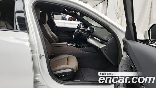 BMW 5시리즈 (G60) 523d M Sport, 2025 11