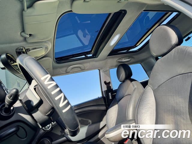 Mini Cooper 2세대, 2009 15