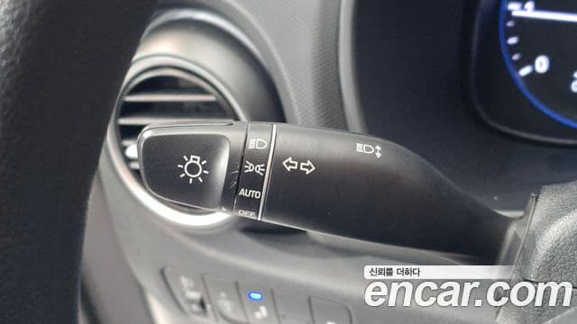 Hyundai Kona Modern, 2018 17