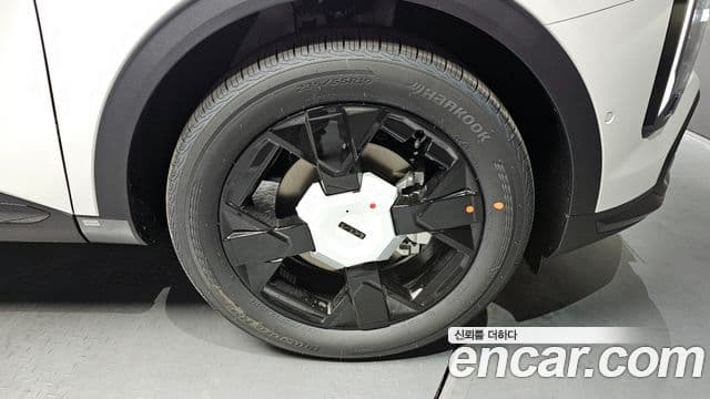 Kia The / новый New Sportage 5세대 гибрид Signature X Line, 2026 все фото