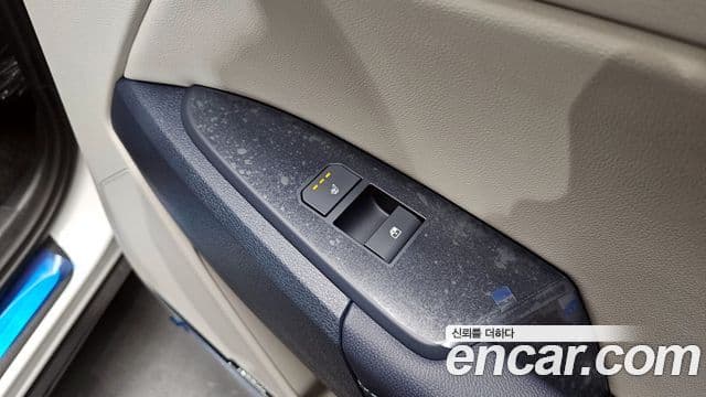 Kia The / новый New Sportage 5세대 гибрид Signature X Line, 2026 19