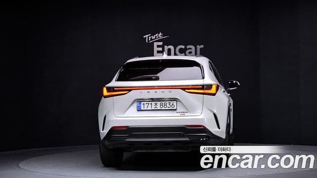 Lexus NX350h 2세대 Premium, 2025 4