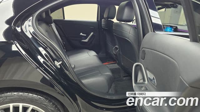 Mercedes-Benz A-класс W177 A250 4MATIC седан, 2021 12