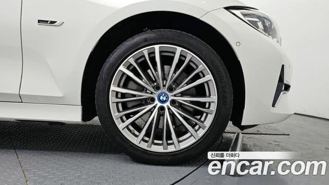 BMW 3시리즈 (G20) Luxury, 2022 все фото