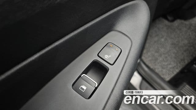 Hyundai Santa Fe TM Exclusive, 2020 19