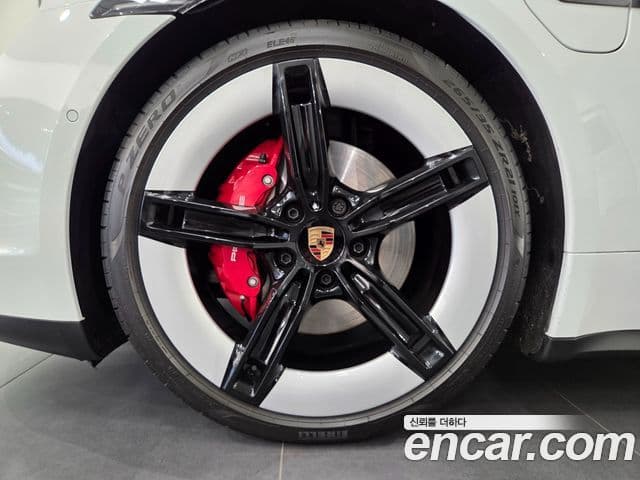 Porsche 타이칸 4S, 2025 все фото