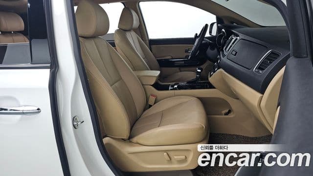 Kia All New Carnival President, 2018 10