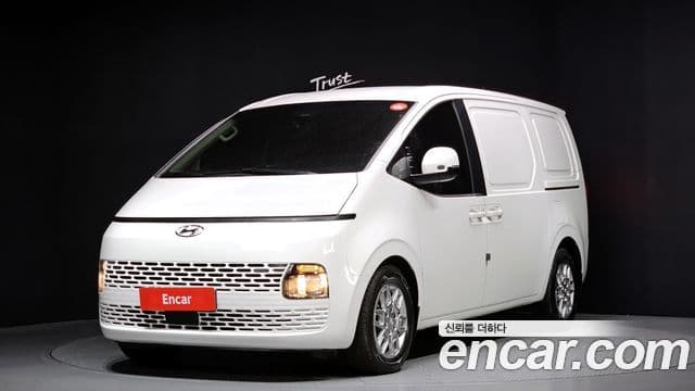Hyundai Staria Modern, 2022 1