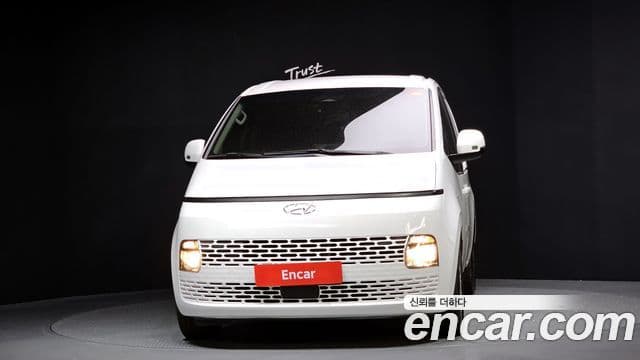 Hyundai Staria Modern, 2022 3