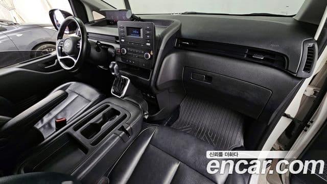 Hyundai Staria Modern, 2022 7