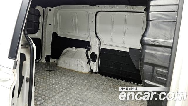 Hyundai Staria Modern, 2022 12