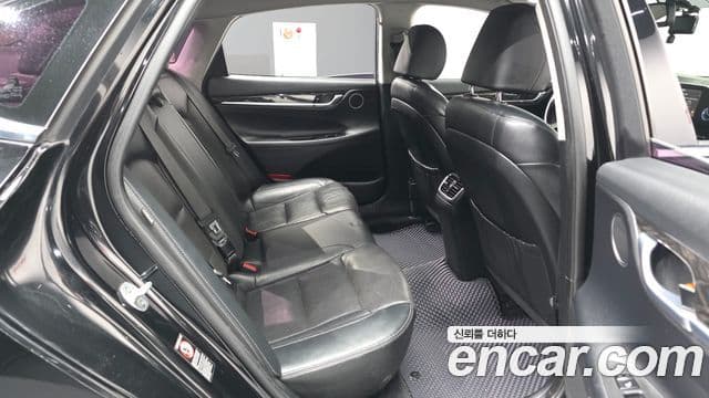 Hyundai Grandeur IG 3.0 LPi Modern (арендный автомобиль), 2018 12