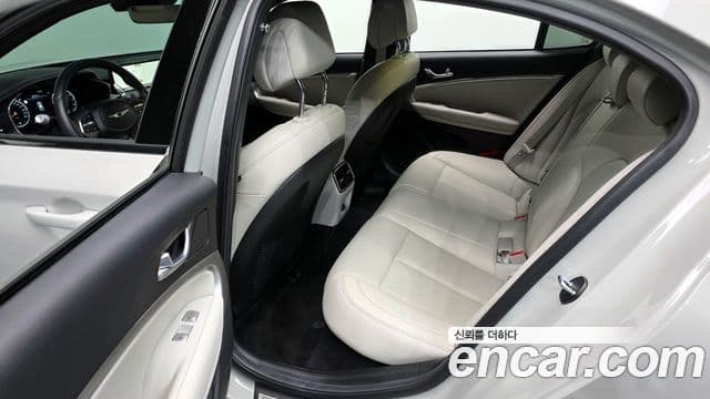 Genesis The / новый New G70 슈팅브레이크, 2024 12