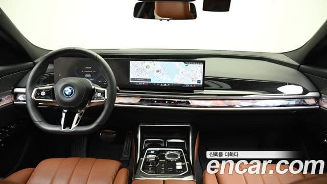 BMW i7 (G70) eDrive 50 M Sport, 2025 7