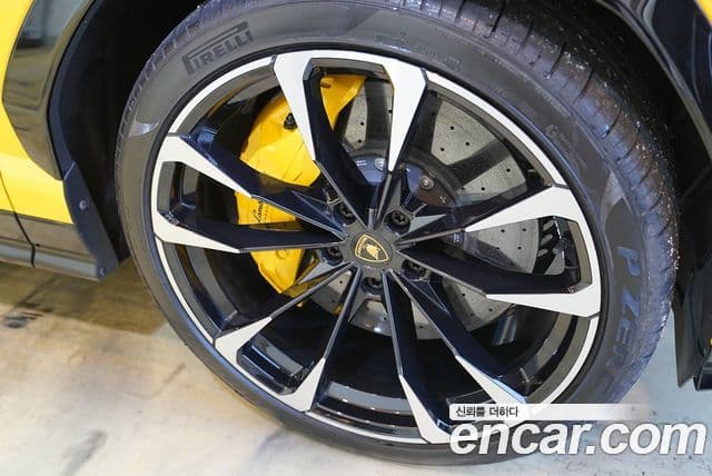 Lamborghini Urus 4.0 V8, 2022 10