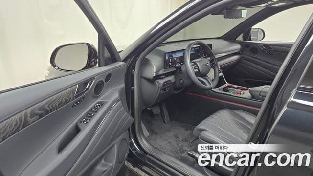 Genesis GV80 чёрный, 2025 10