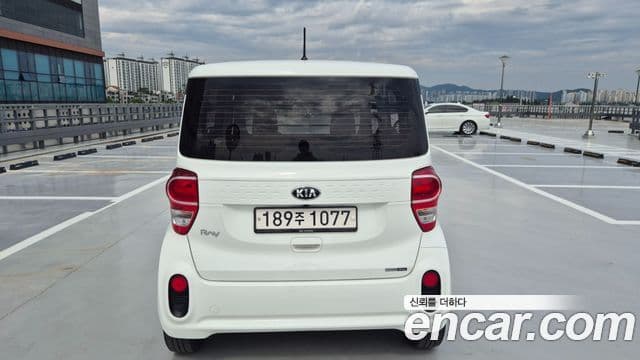 Kia The / новый New Ray фургон /, 2018 18