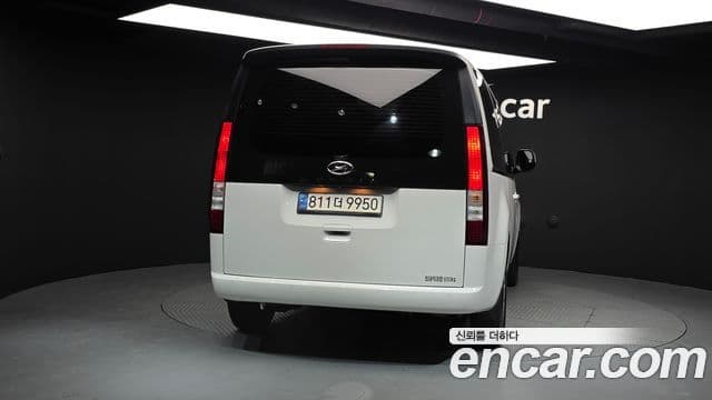 Hyundai Staria Modern, 2022 4