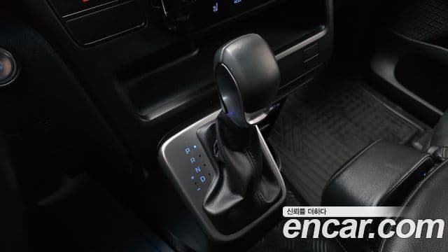 Hyundai Staria Modern, 2022 9