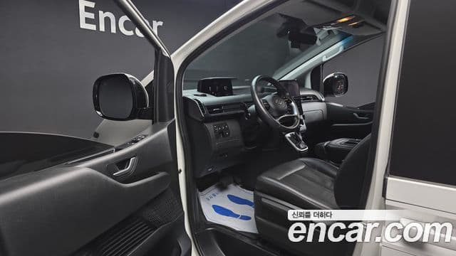 Hyundai Staria Modern, 2022 10