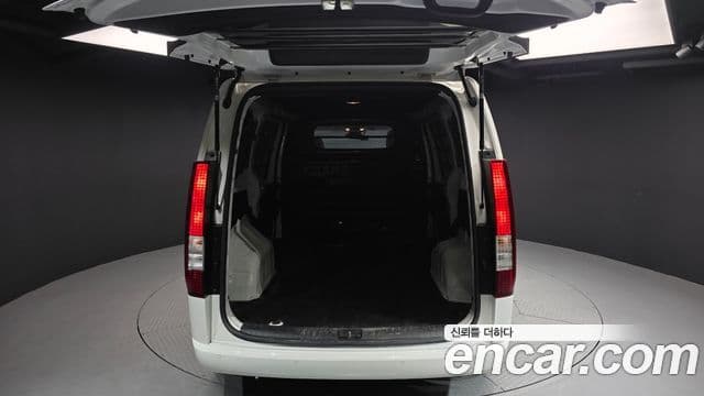 Hyundai Staria Modern, 2022 20