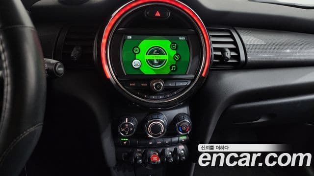 Mini Cooper 3세대, 2020 14